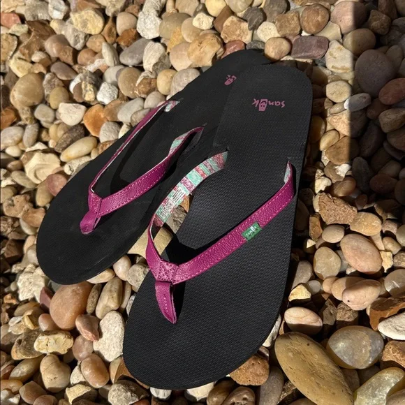 Sanuk Vibrant Pink Black Flip Flop Sandals Foam Cushion Women's Size 5 6 - Picture 5 of 5